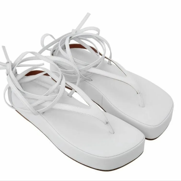 サンダル・ミュール Amina Muaddi Nappa Leather Sandals With Delicate Ankle Strap Amina Muaddi leather ankle wrap sandals